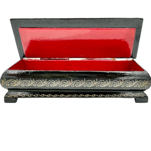 Vintage Russian Trinket Box Black Hand Painted Signed Boy Playing Flute EUC - Picture 4 of 9